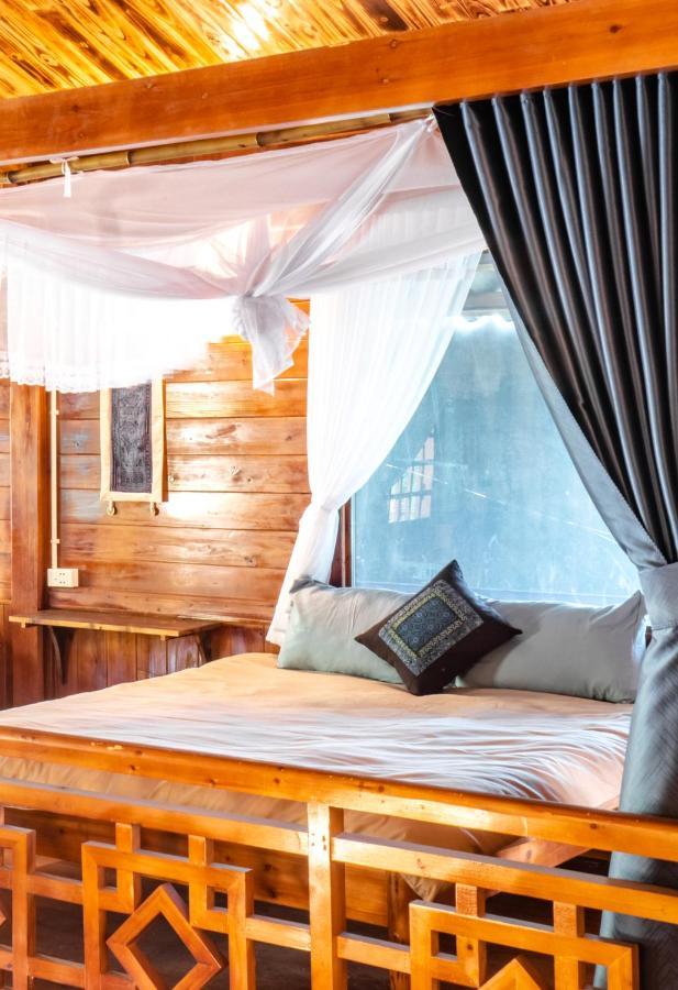 Wild Apple Homestay Sa Pa Exterior photo
