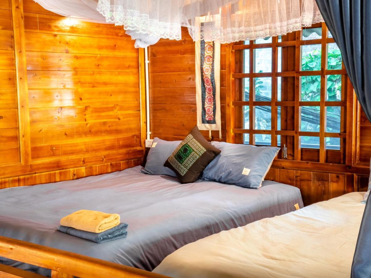 Wild Apple Homestay Sa Pa Exterior photo